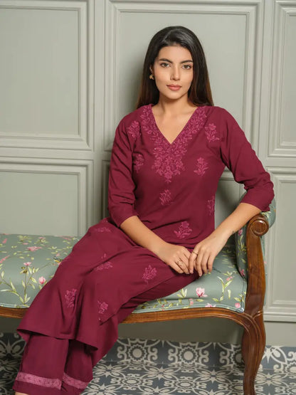 Elegant Chikankari Embroidered Cotton Kurti Set
