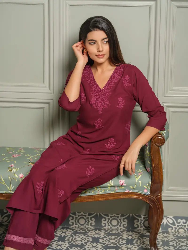 Elegant Chikankari Embroidered Cotton Kurti Set