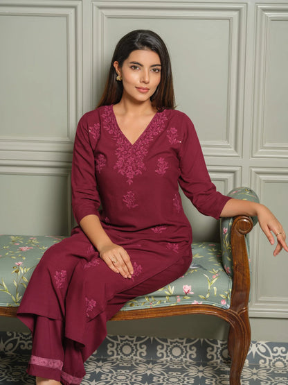 Elegant Chikankari Embroidered Cotton Kurti Set