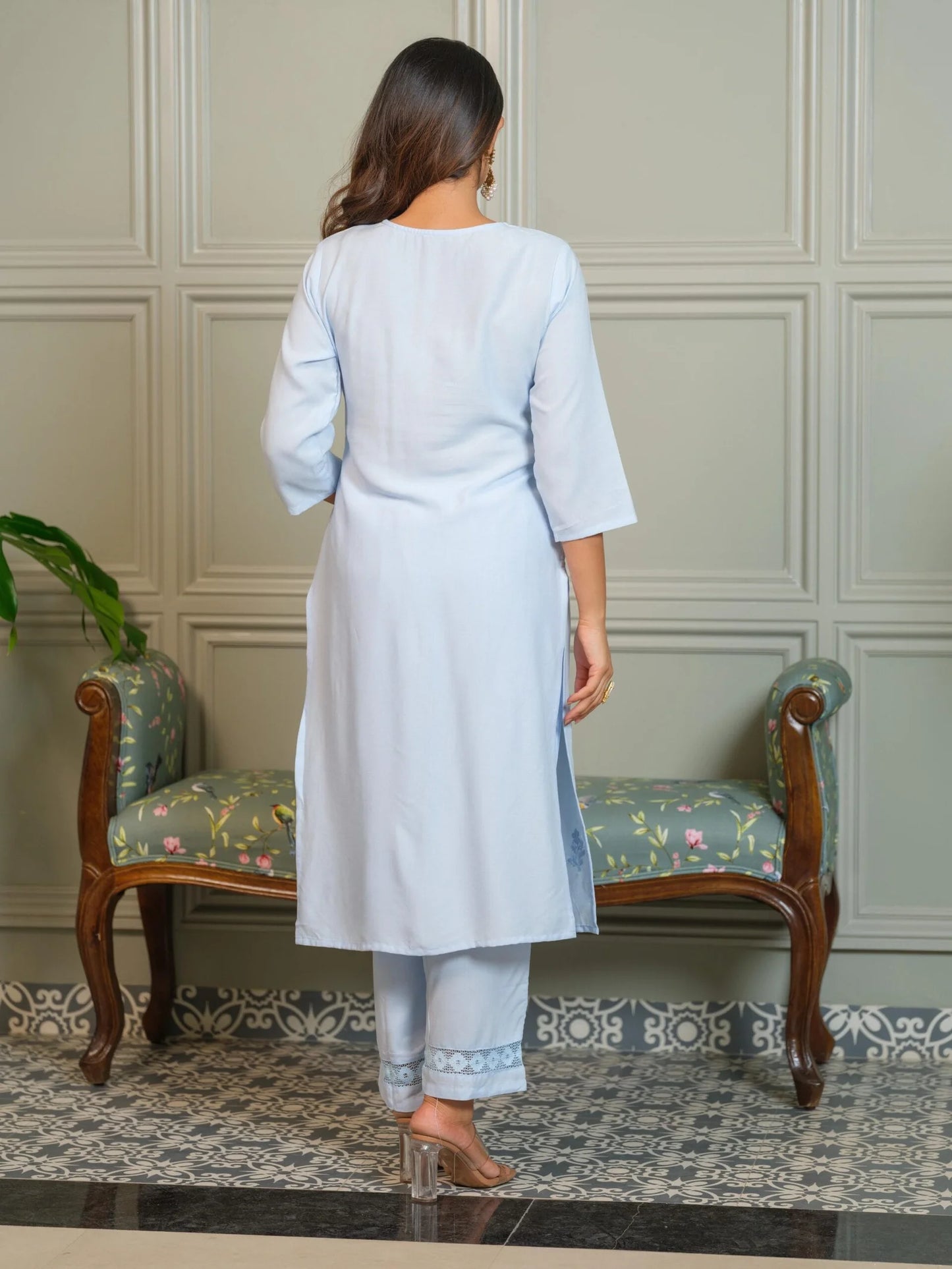 Elegant Chikankari Embroidered Cotton Kurti Set