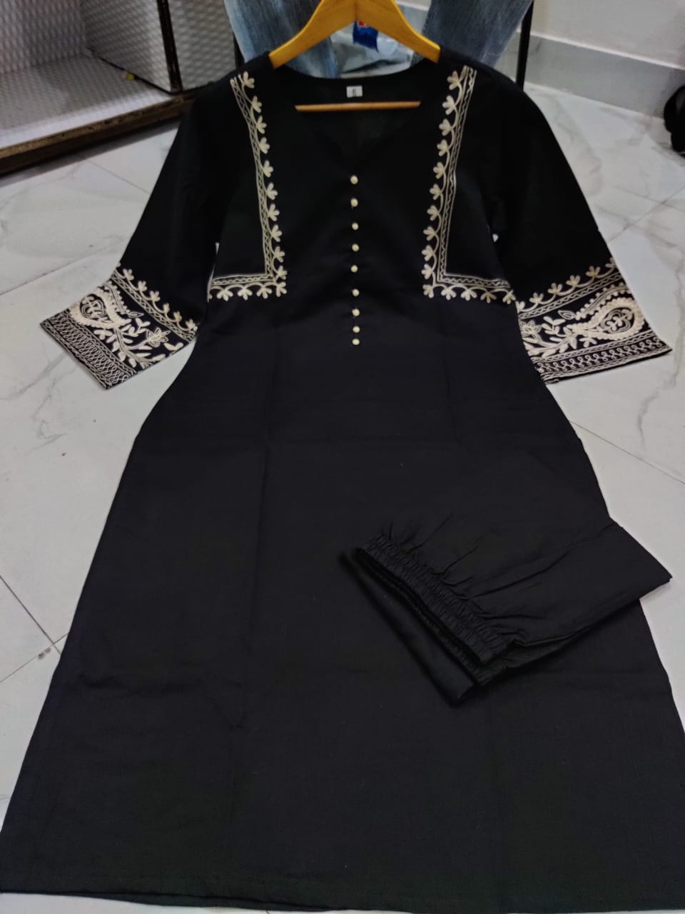 Ebony & Ivory Embroidered Set