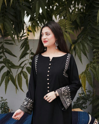 Ebony & Ivory Embroidered Set