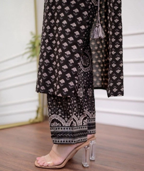 Elegant Black Ajrak Printed Cotton Suit with Dupatta – Traditional Ethnic Wear